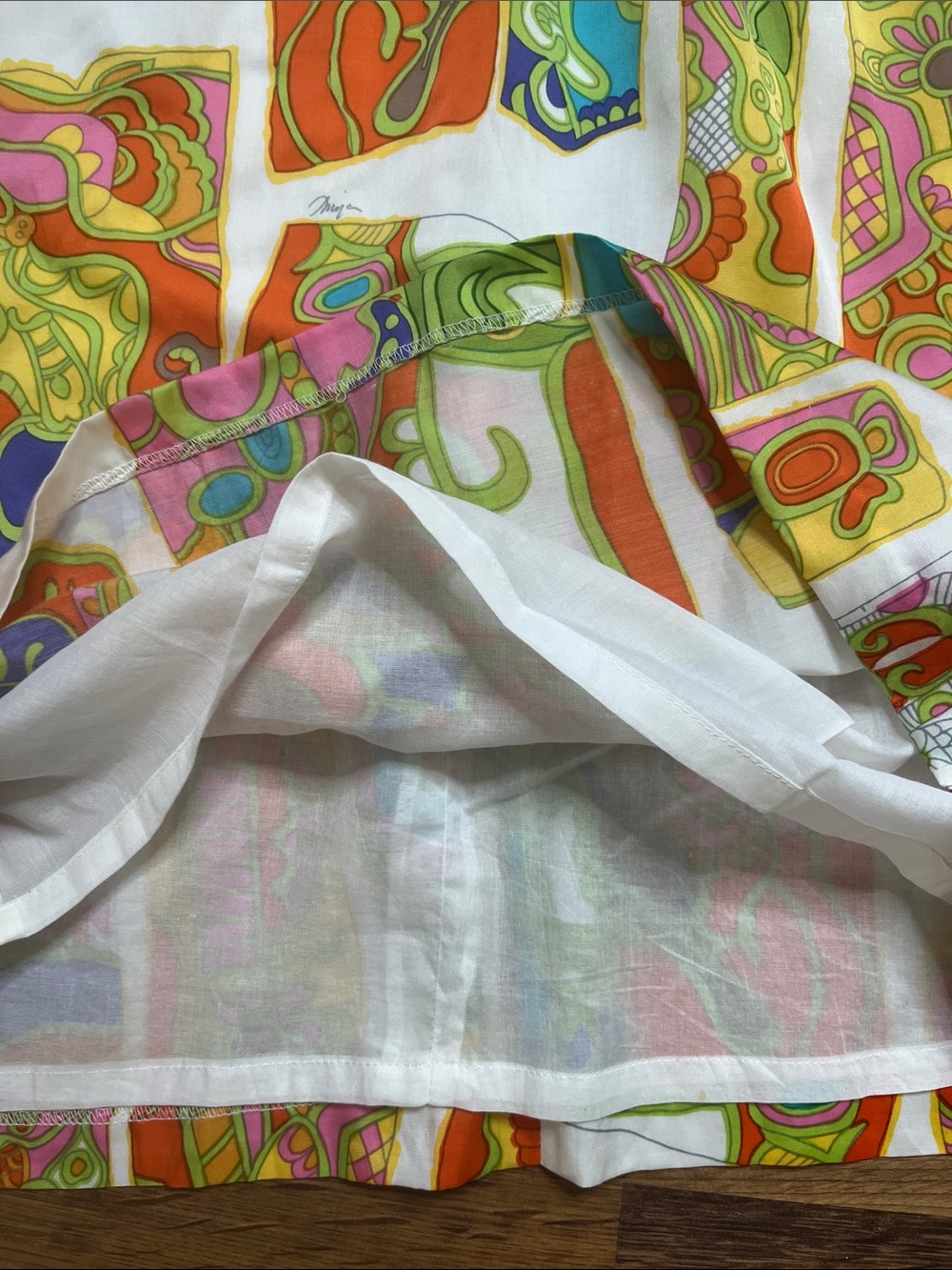 Trina Turk Silk Dress Halter Neck Psychedelic Mod Floral Size 8 - Picture 11 of 11